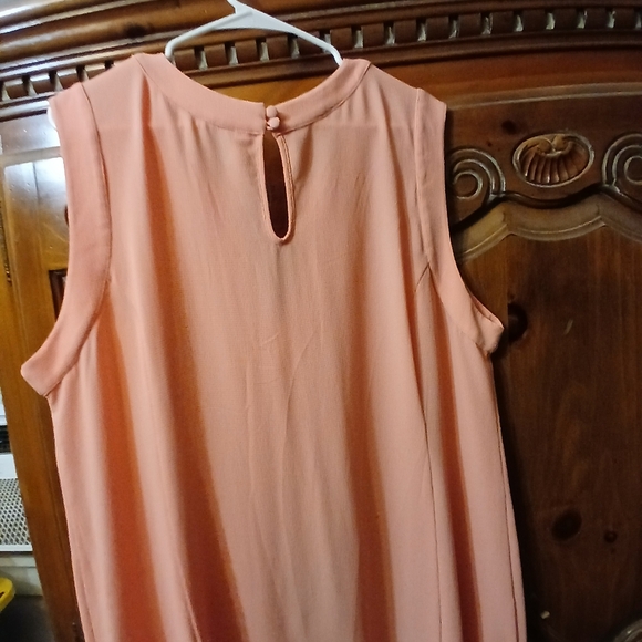 Plus Size Melissa McCarthy Seven7 Sleeveless Tunic 1X - Picture 2 of 3